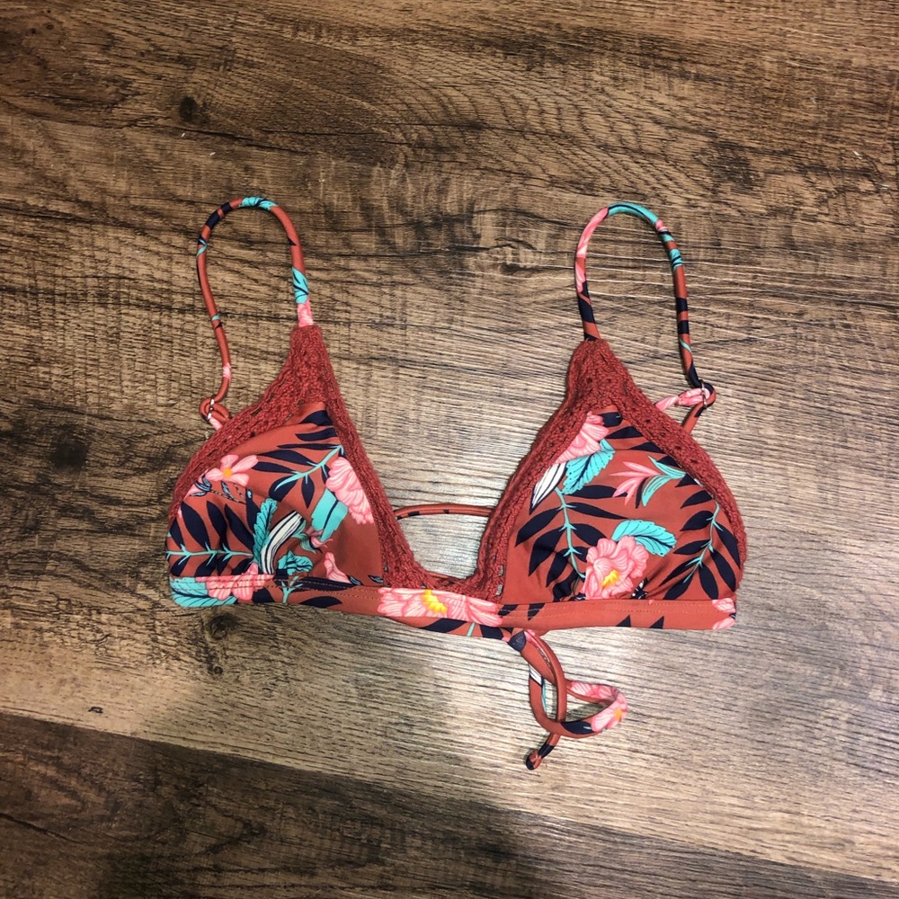Bikini top